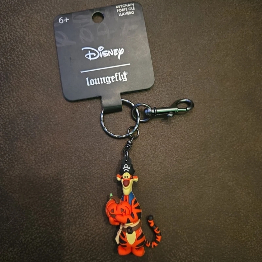Loungefly Disney Winnie the Pooh Tigger Pirate Pumpkin Keychain NWT